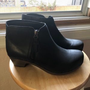 Dansko Black Oiled Leather Booties